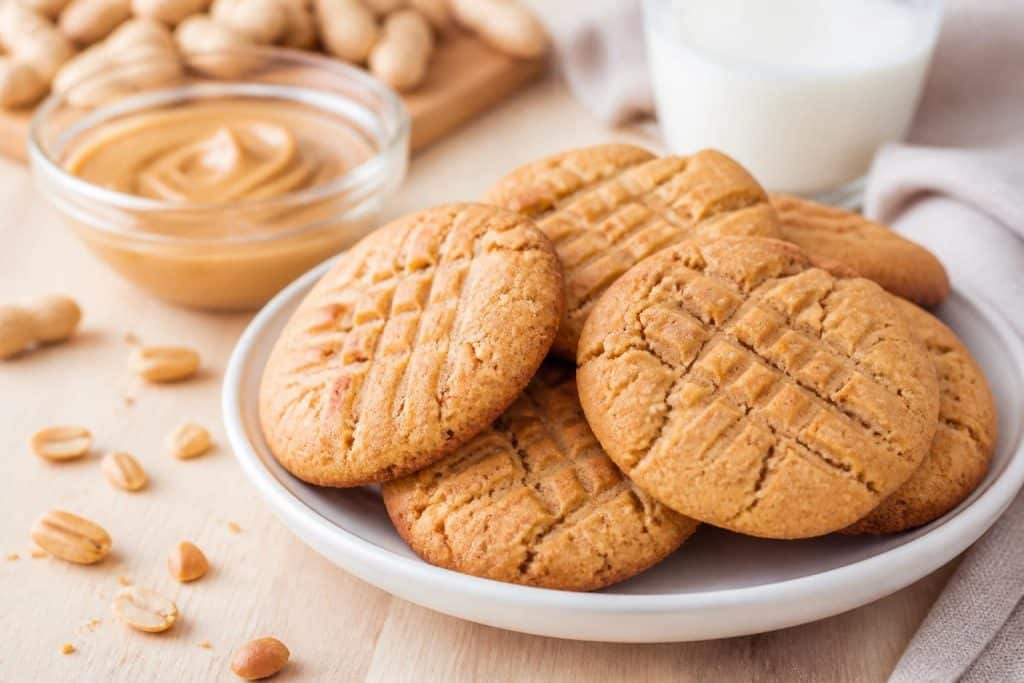 découvrez notre recette simple et rapide de cookies au beurre de cacahuète moelleux, parfaits pour une gourmandise maison irrésistible.